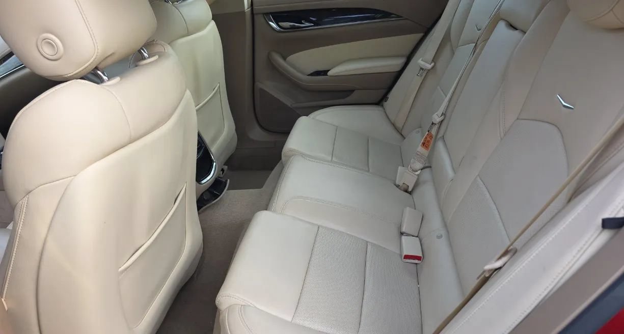 Used 2015 Cadillac CTS Luxury RWD image 6