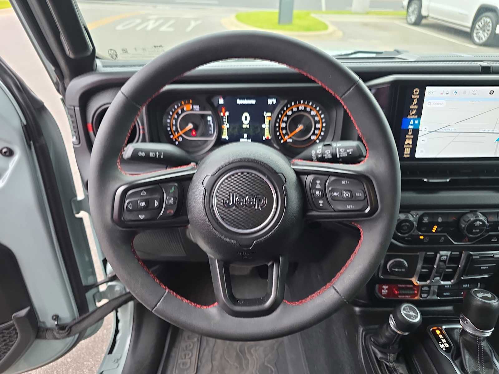 Used 2024 Jeep Wrangler Unlimited Rubicon w/ Technology Group image 8