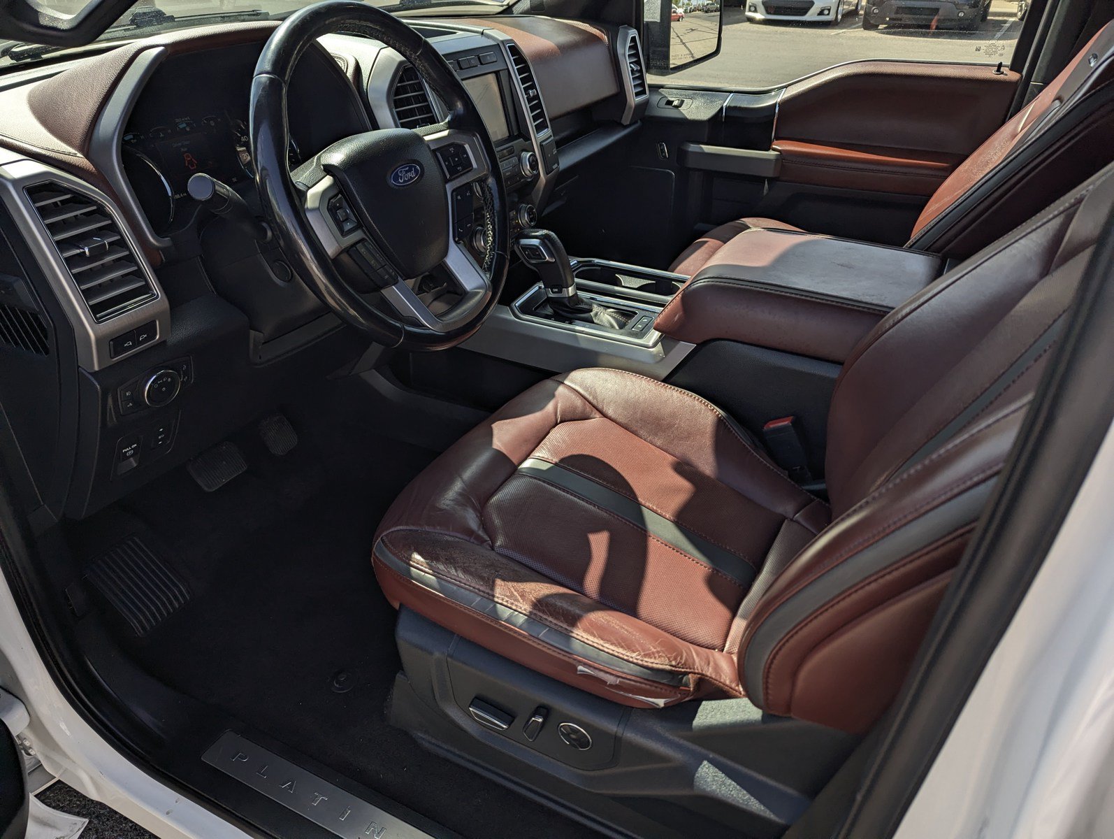 Used 2020 Ford F150 Platinum w/ Equipment Group 701A Luxury AWD/4WD image 10