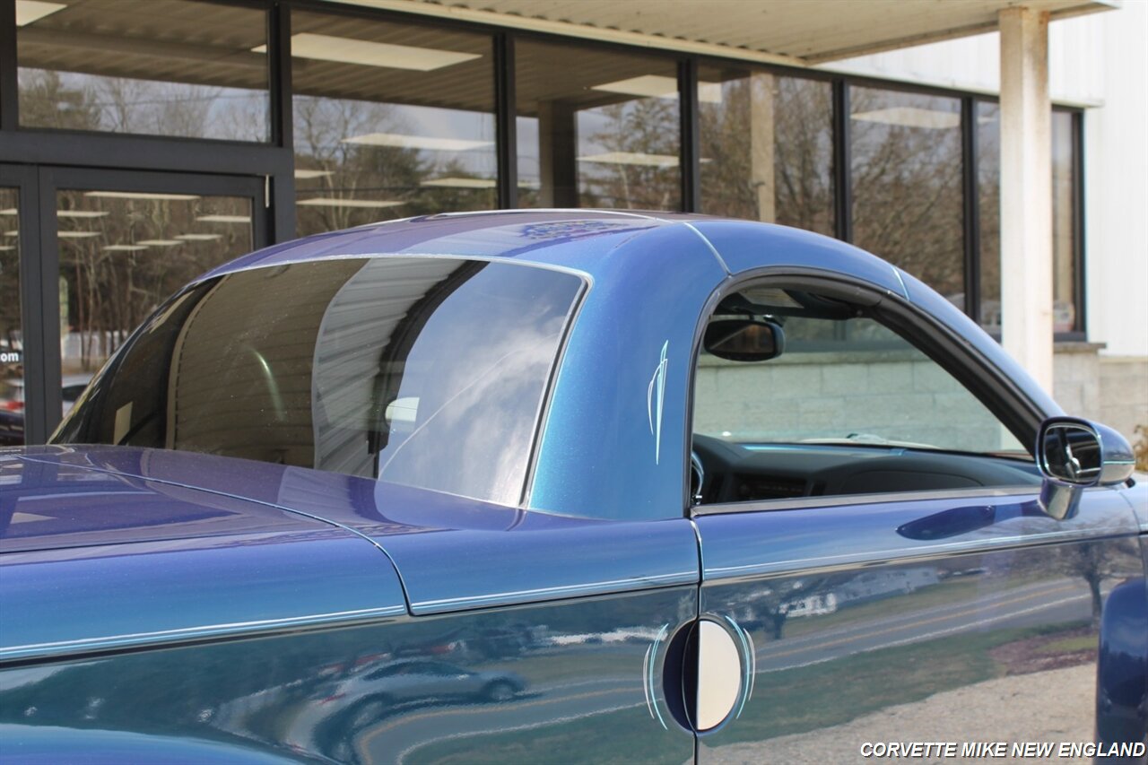 Used 2006 Chevrolet SSR w/ Preferred Equipment Group RWD image 39