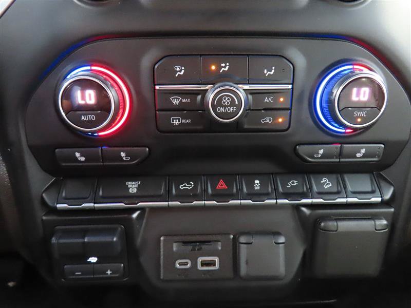 Used 2020 Chevrolet Silverado 2500 LTZ w/ Z71 Off-Road Package AWD/4WD image 24