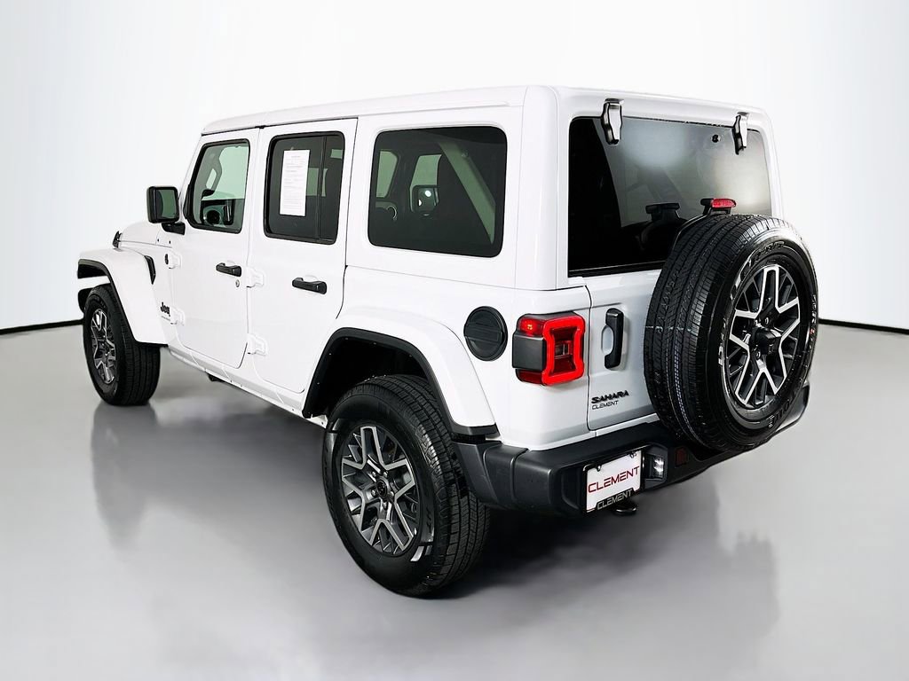 Used 2025 Jeep Wrangler Unlimited Sahara AWD/4WD image 9