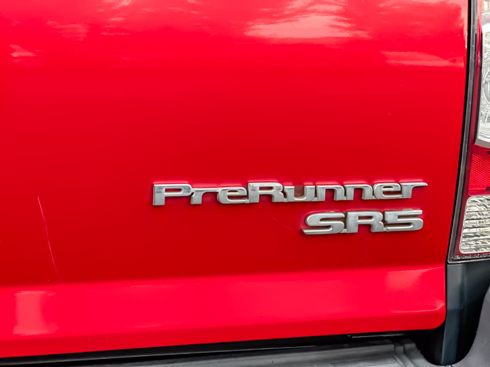 Used 2014 Toyota Tacoma PreRunner w/ SR5 Package RWD image 25