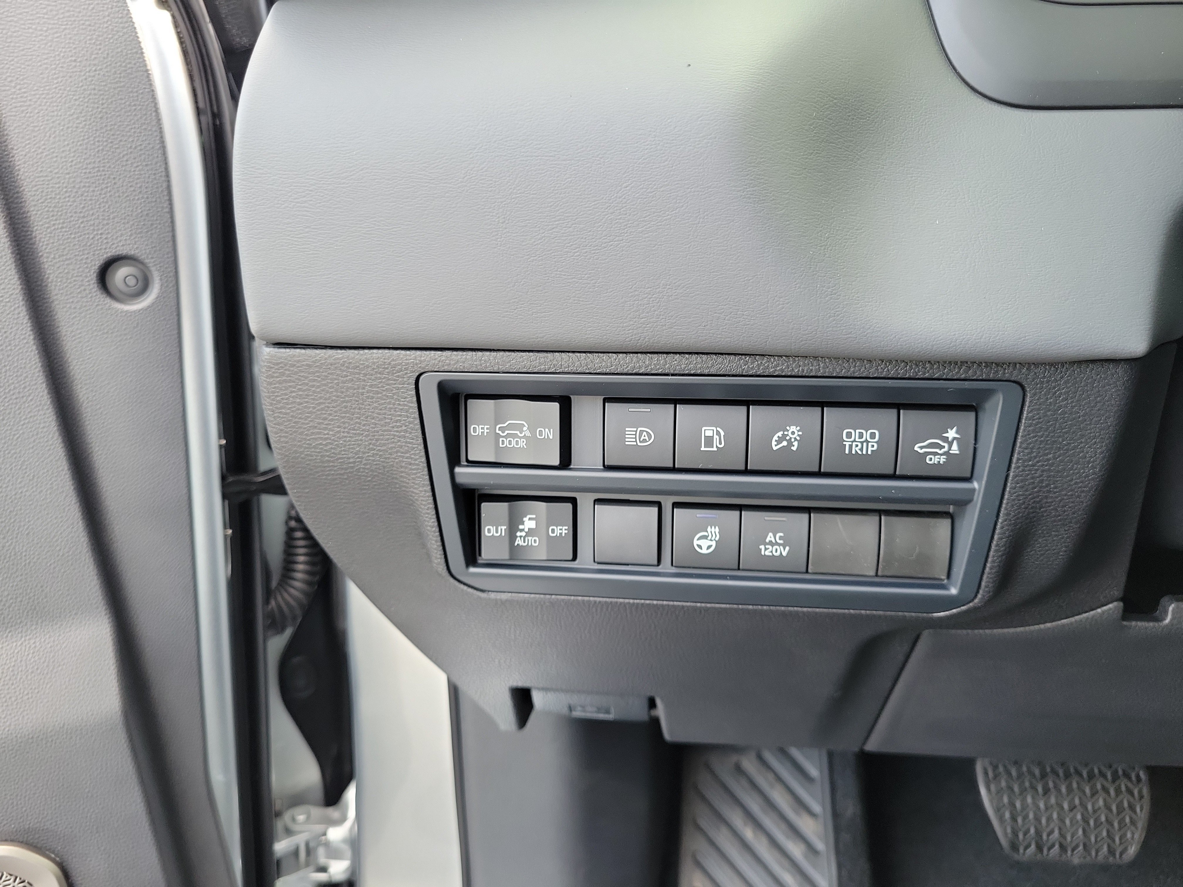 New 2026 Toyota Sequoia Capstone AWD/4WD image 20