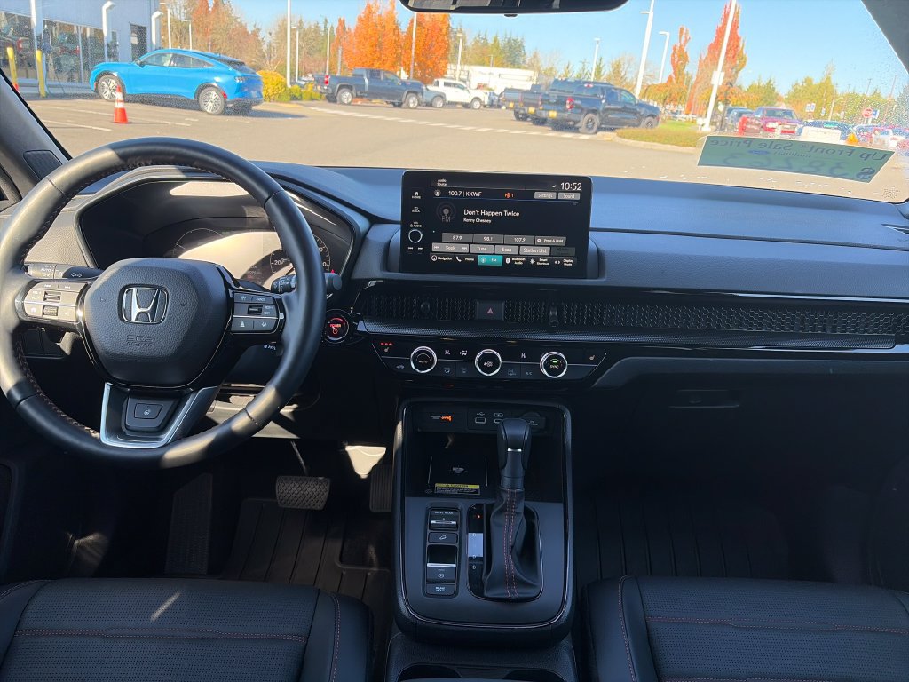 Used 2025 Honda CR-V Sport Touring image 6