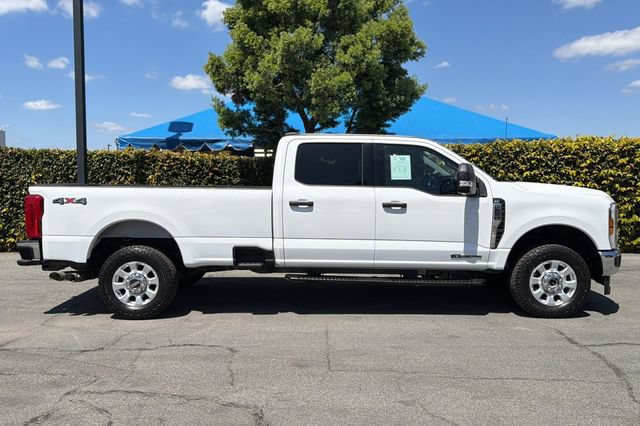 Used 2024 Ford F250 XLT AWD/4WD image 3