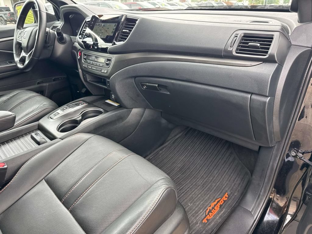 Used 2022 Honda Passport TrailSport image 17