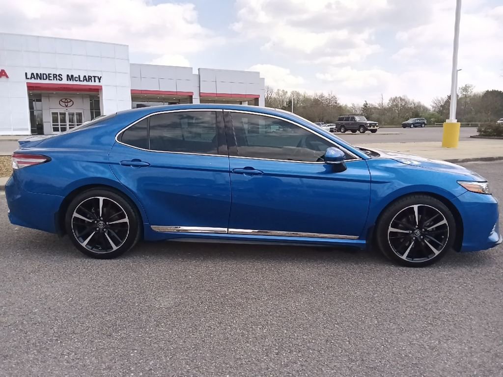 Used 2018 Toyota Camry XSE w/ Driver Assist Package image 2