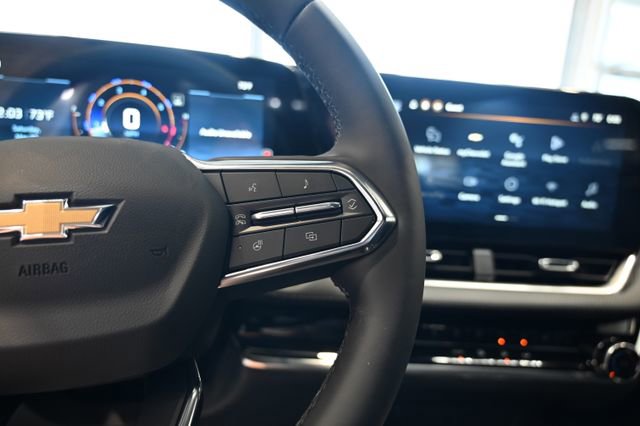 New 2026 Chevrolet Equinox LT w/ Safety and Technology Package FWD image 23