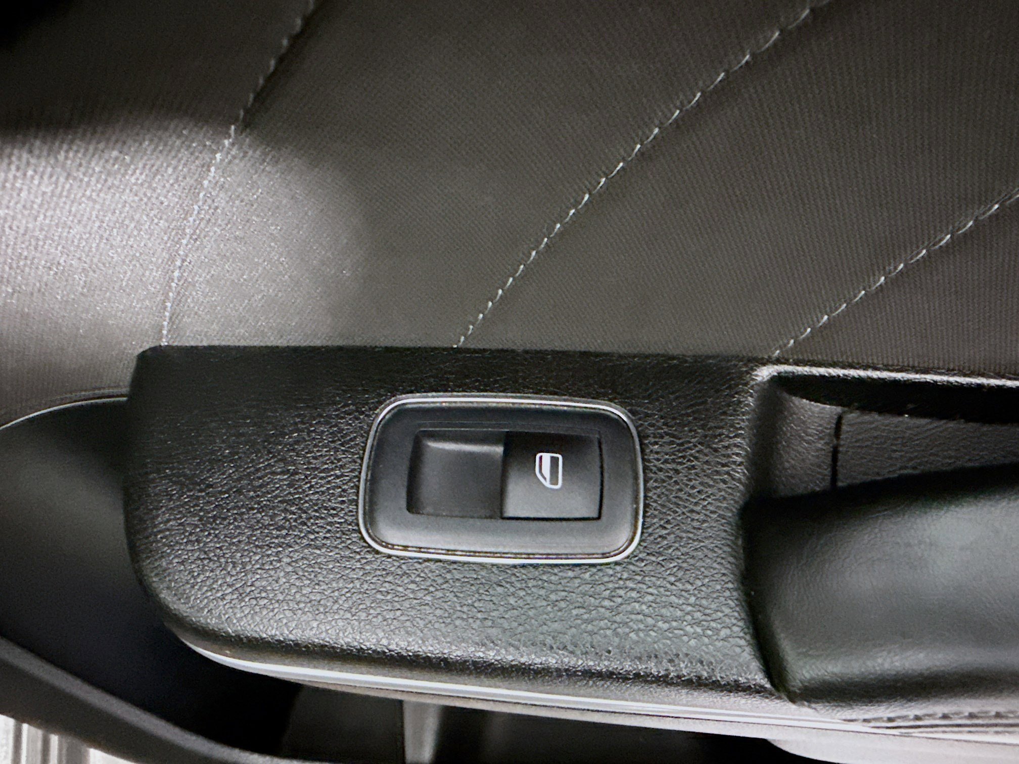 Used 2023 Dodge Charger GT image 31