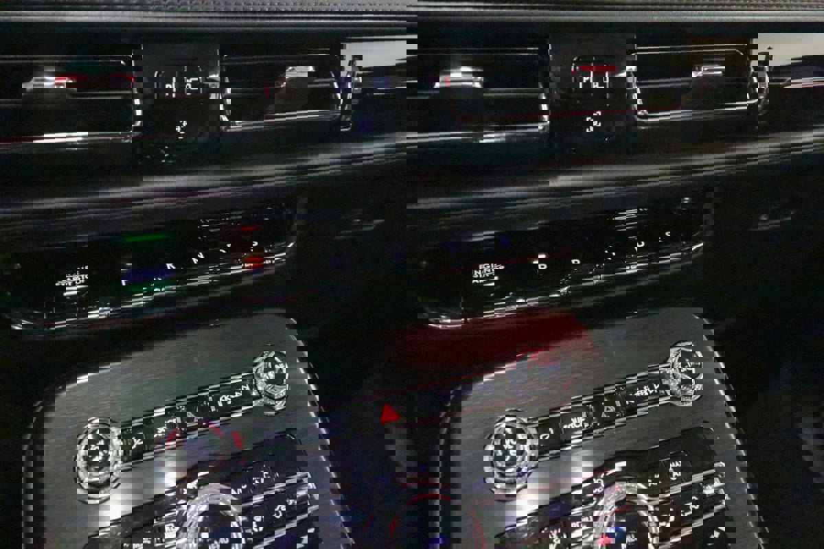 Used 2021 Lincoln Nautilus FWD w/ Equipment Group 101A image 22