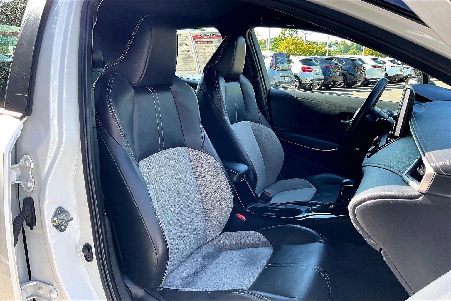 Used 2023 Toyota Corolla XSE FWD image 7