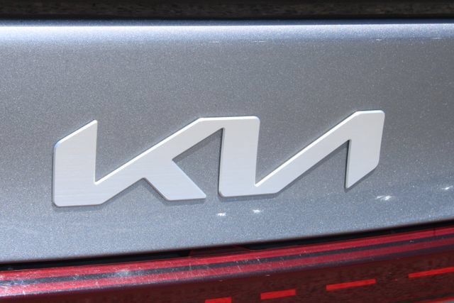 Used 2023 Kia Forte GT-Line w/ GT-Line Premium Package FWD image 7