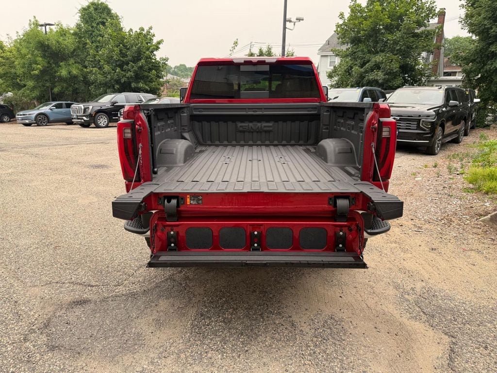 Used 2025 GMC Sierra 2500 SLT w/ SLT Premium Package AWD/4WD image 42