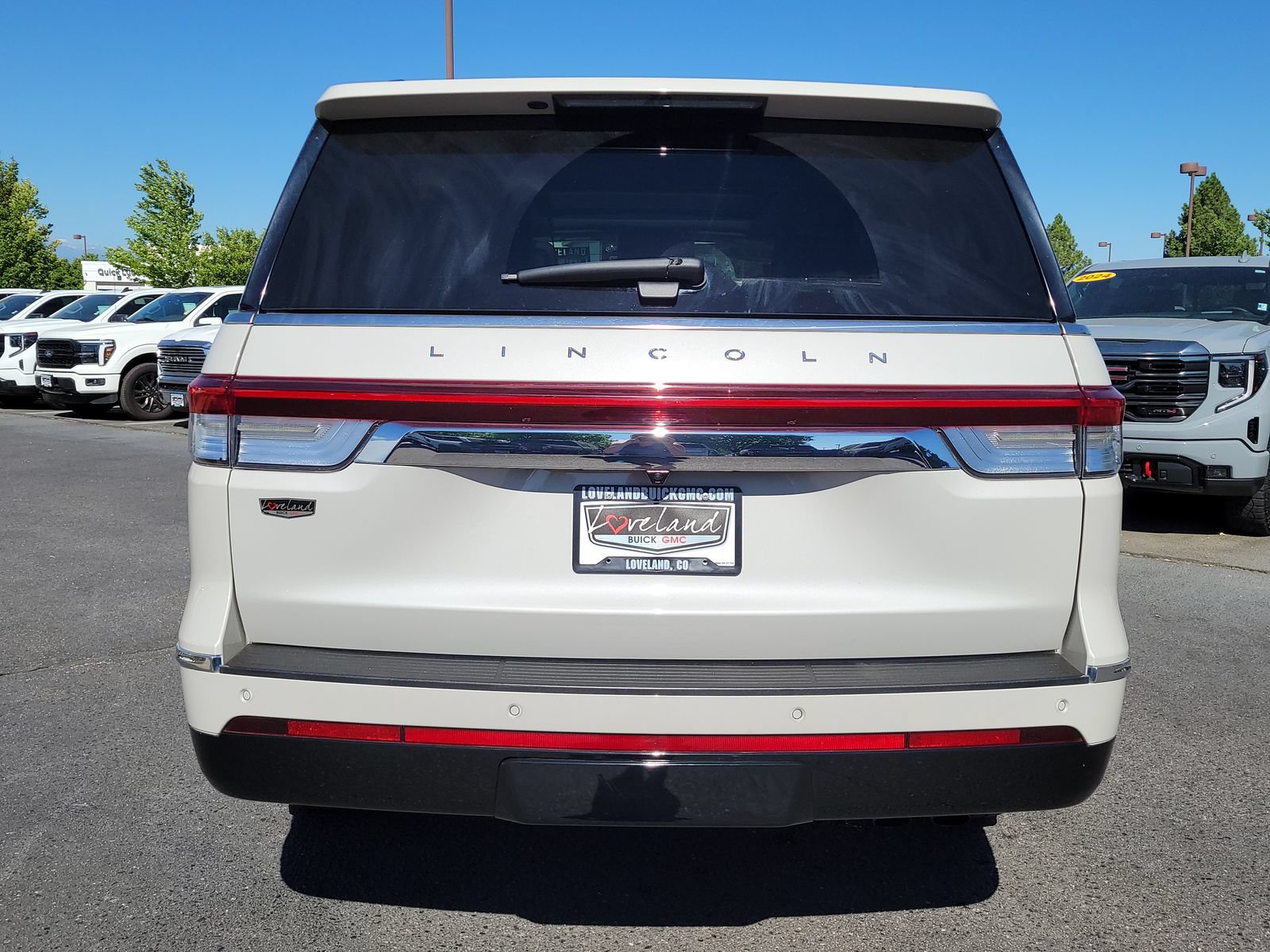 Used 2023 Lincoln Navigator Reserve AWD/4WD image 13