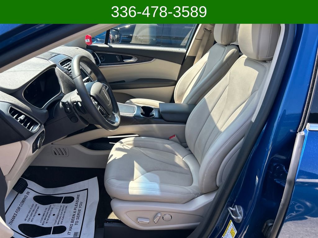 Used 2020 Lincoln Nautilus Reserve w/ Equipment Group 201A FWD image 9