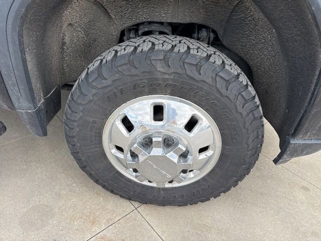 Used 2022 GMC Sierra 3500 Denali image 9