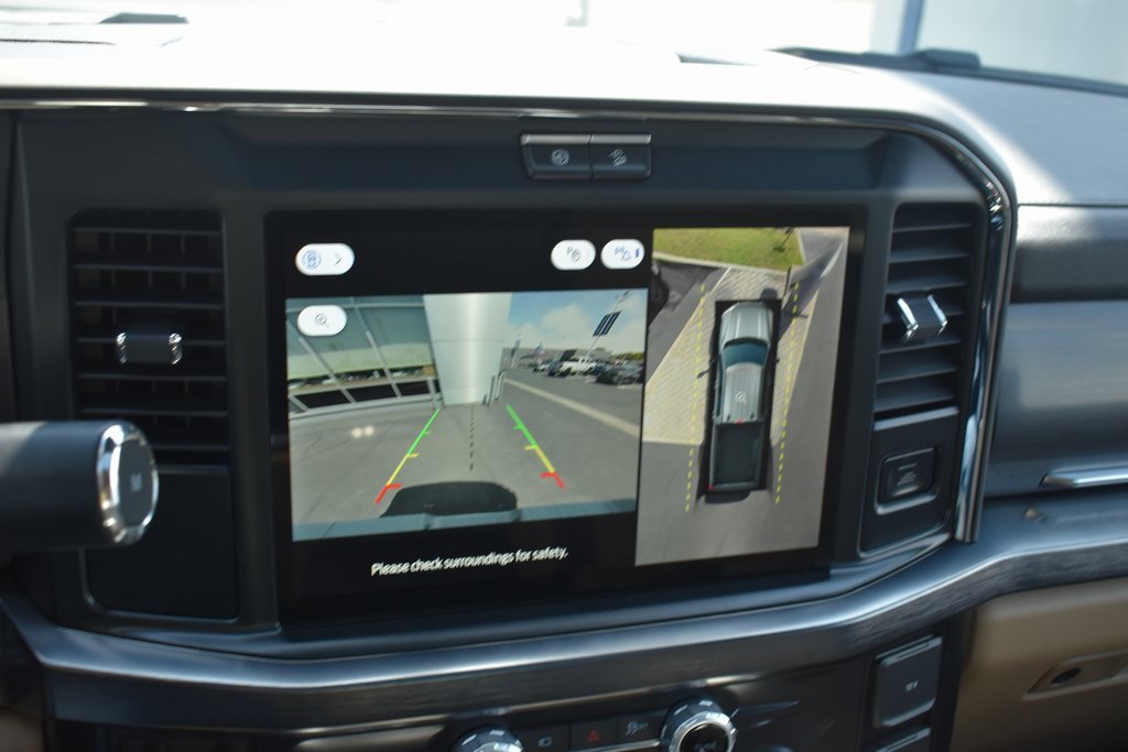 Used 2025 Ford F450 Lariat w/ FX4 Off-Road Package image 29