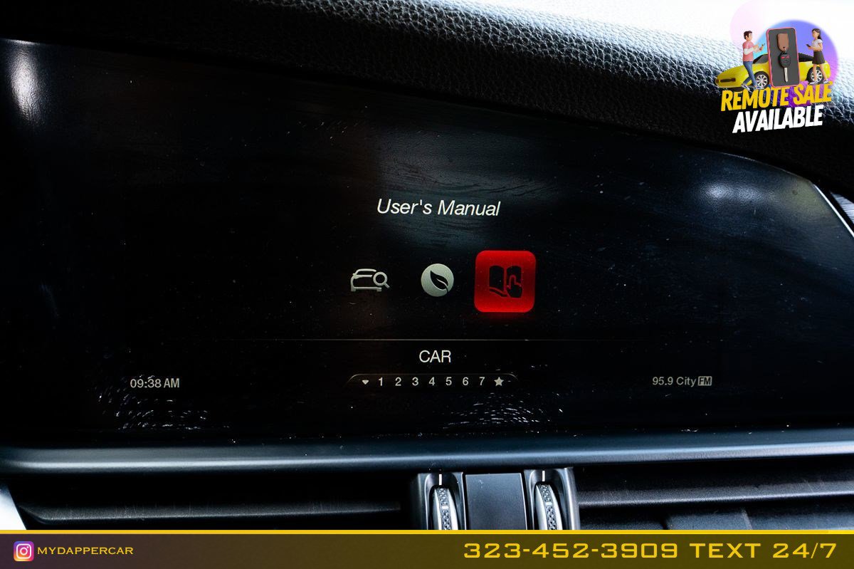 Used 2017 Alfa Romeo Giulia RWD image 31