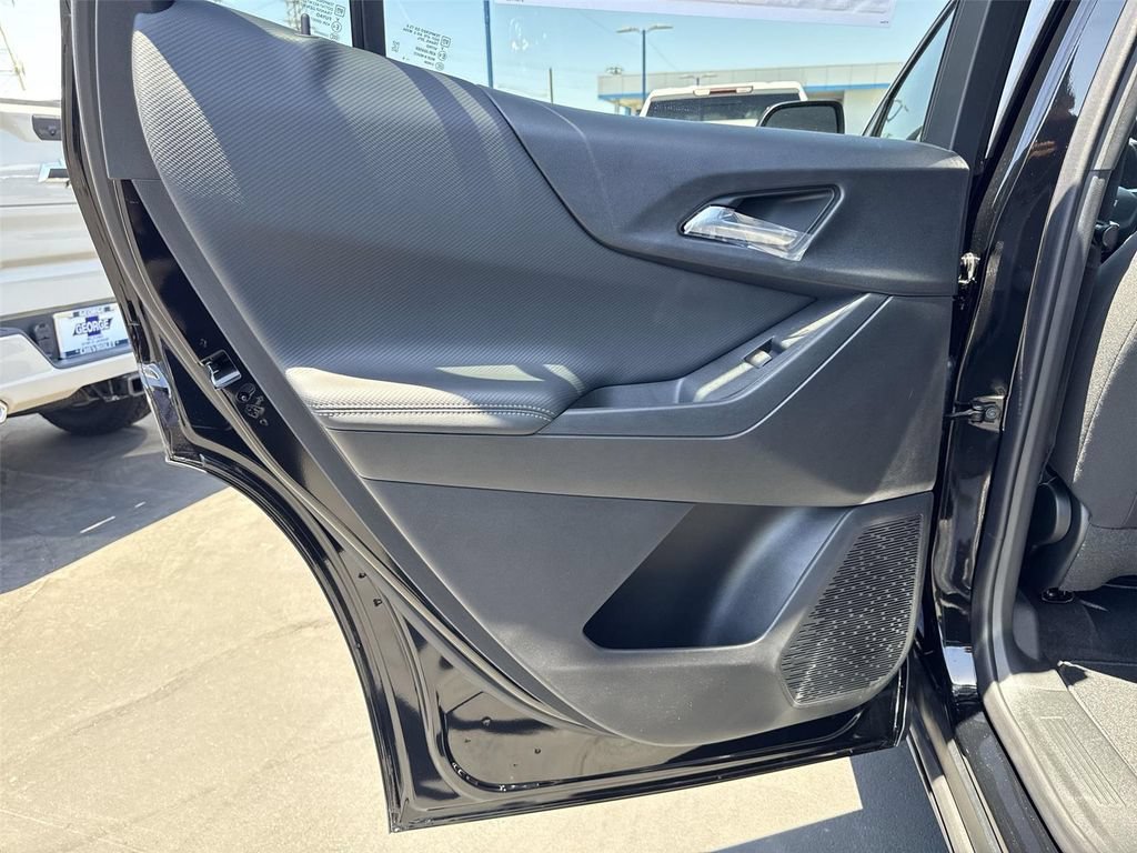 New 2026 Chevrolet Equinox LT FWD image 25