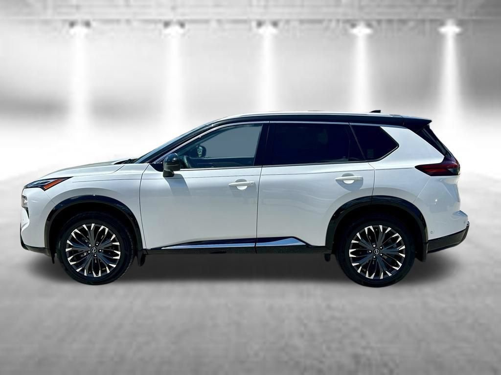 Certified 2024 Nissan Rogue Platinum FWD image 10