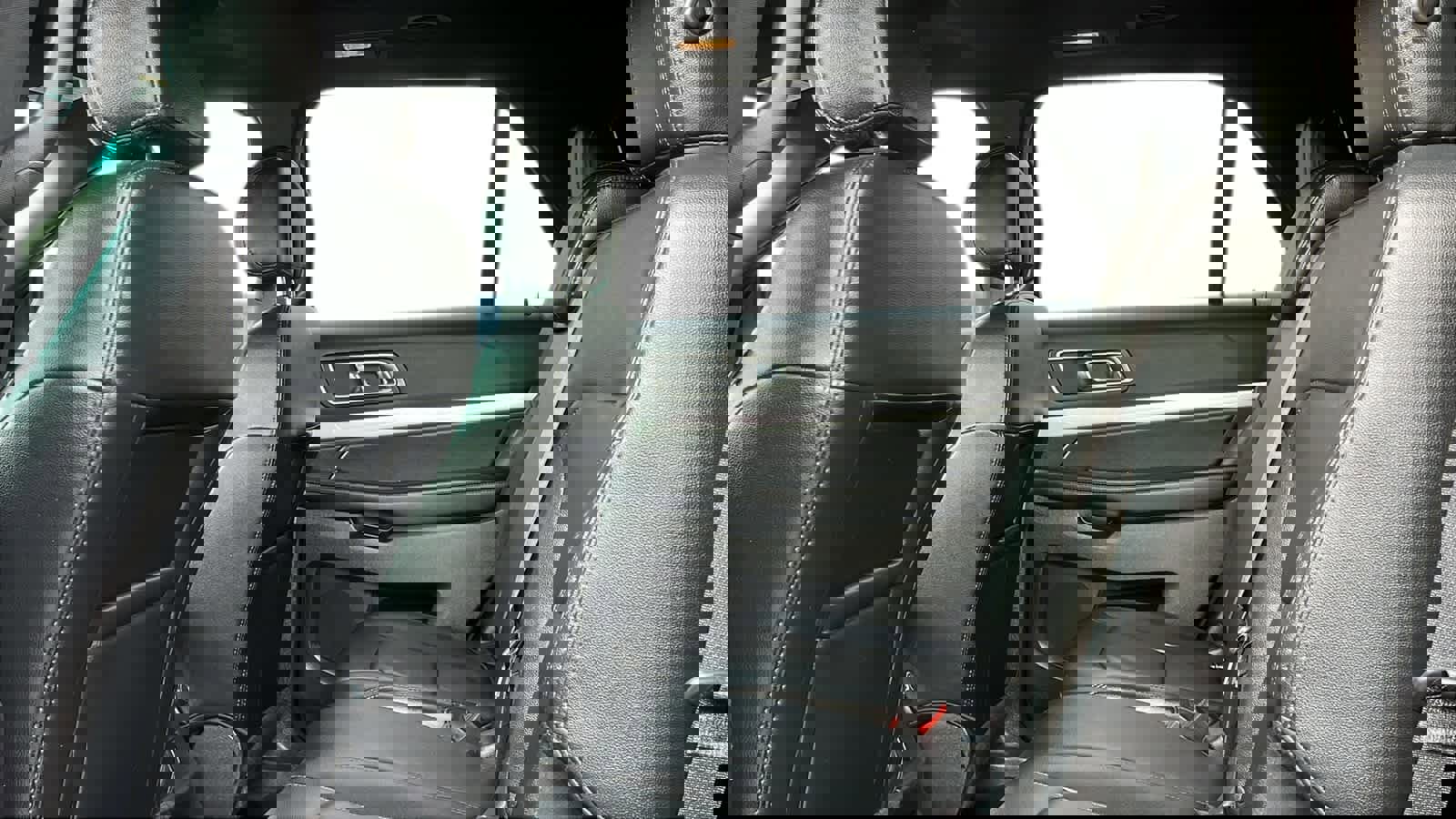 Used 2016 Ford Explorer XLT w/ Equipment Group 202A image 20