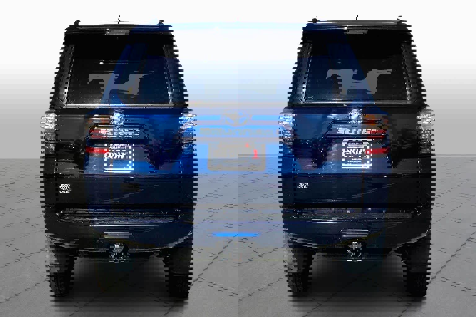 Used 2021 Toyota 4Runner SR5 Premium w/ Moonroof Package RWD image 5