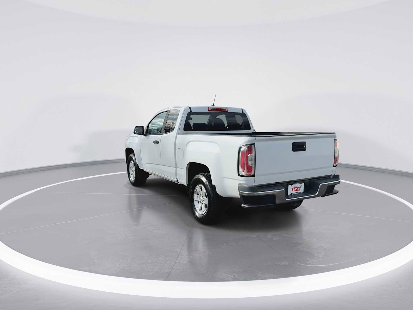 Used 2018 GMC Canyon 2WD Ext Cab 128.3 w/ Convenience Package image 6