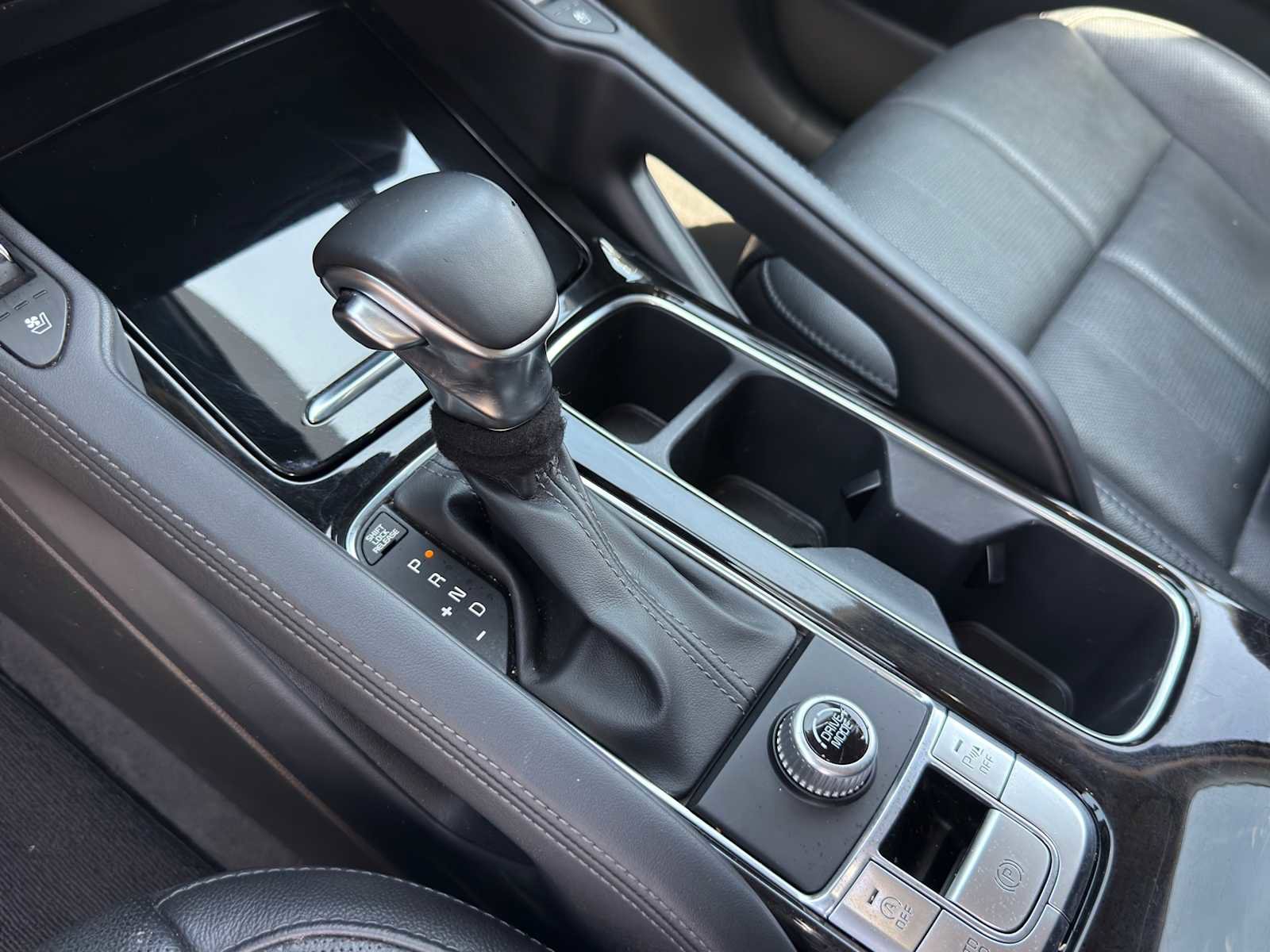 Used 2020 Kia Telluride EX image 12