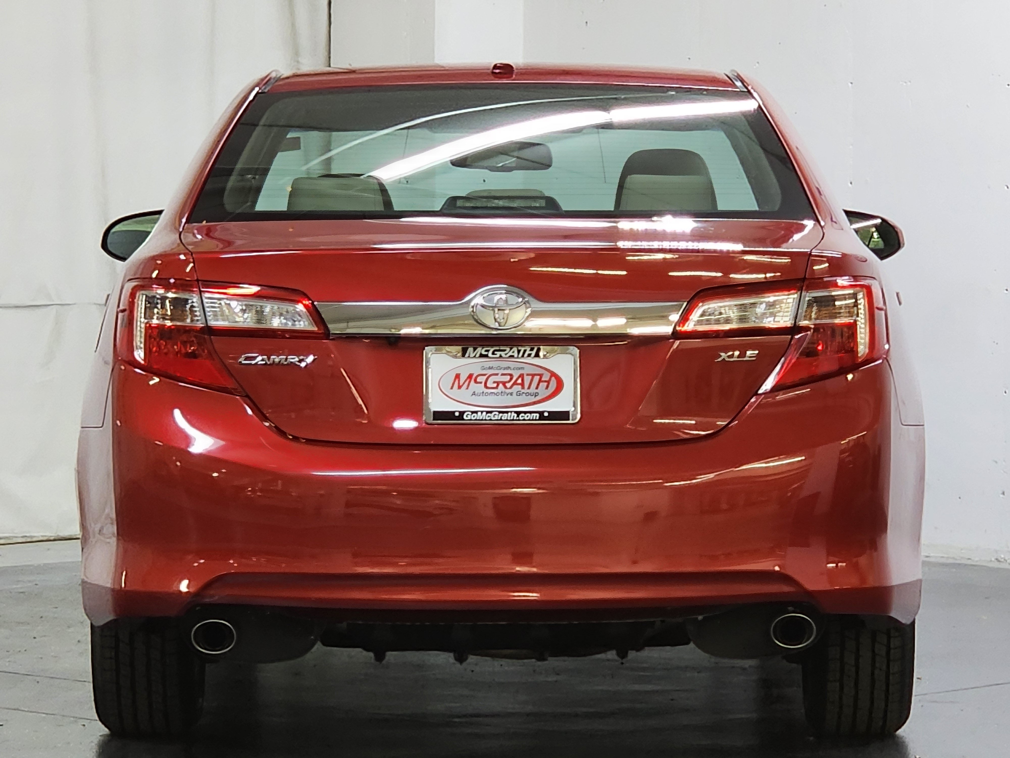 Used 2014 Toyota Camry XLE FWD image 8