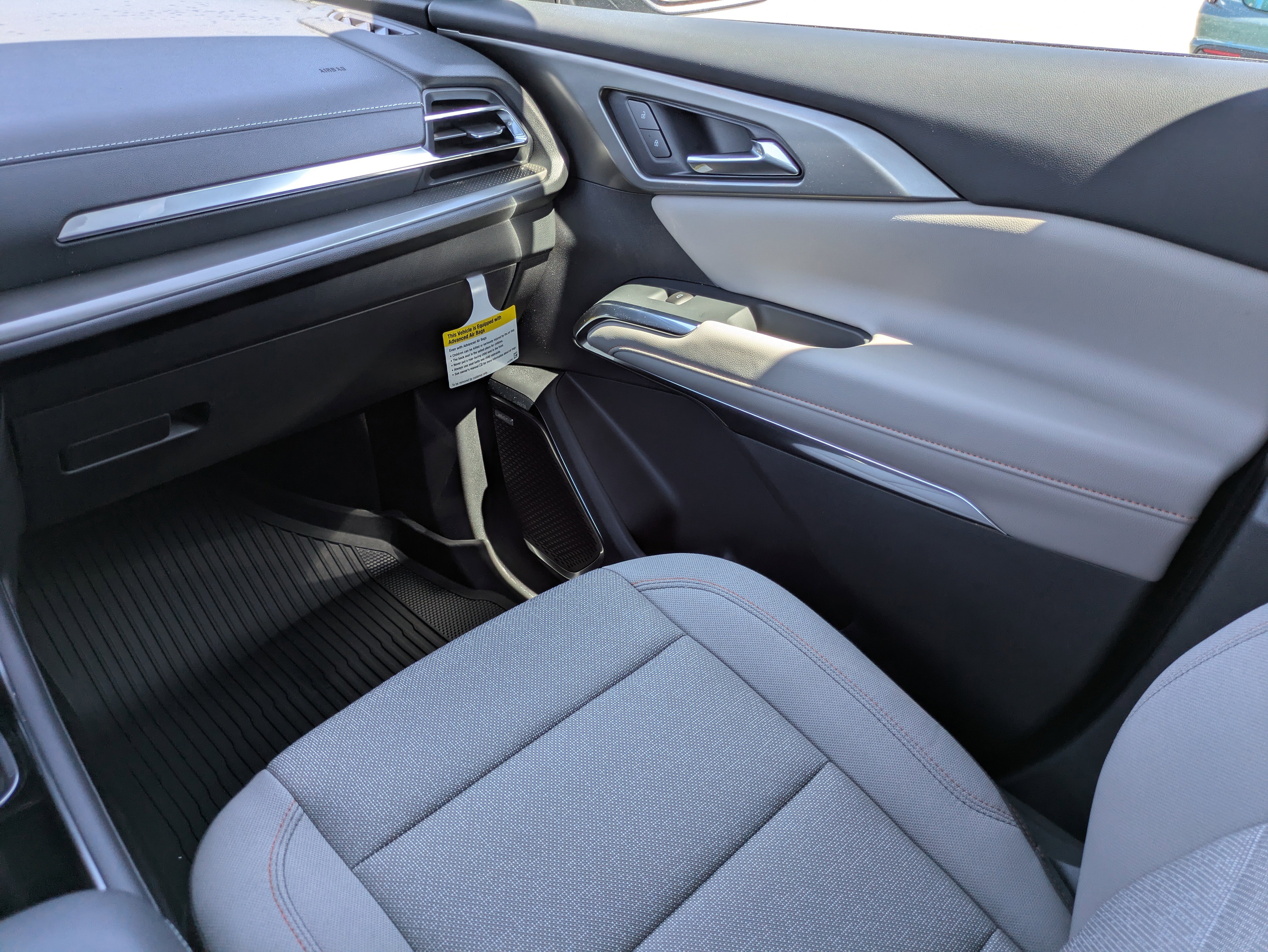 New 2026 Chevrolet Traverse LT image 14