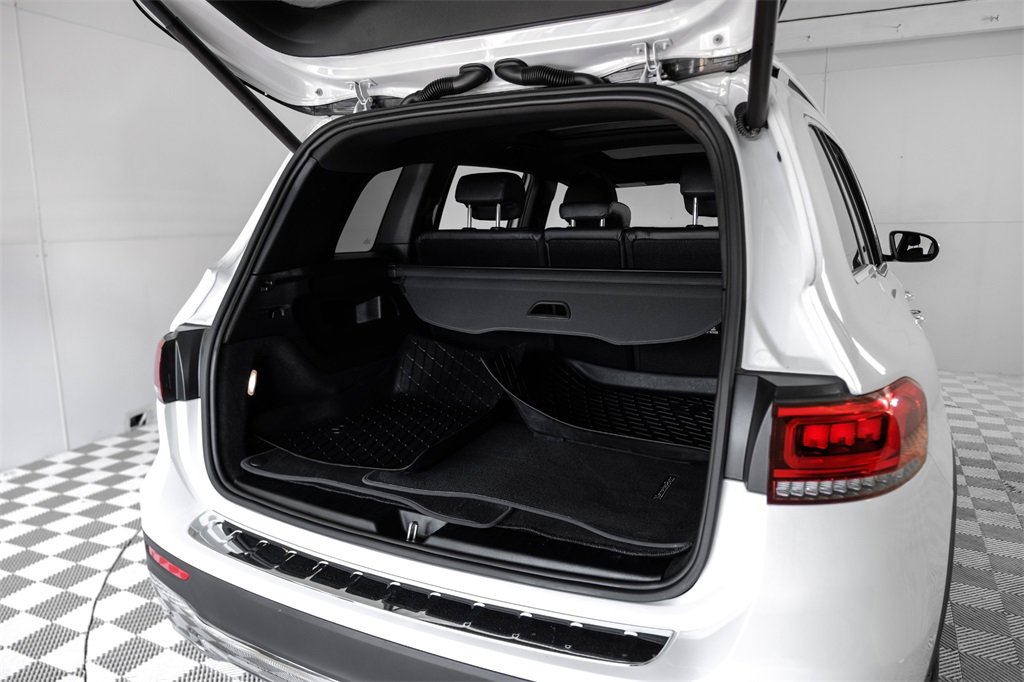 Used 2020 Mercedes-Benz GLB 250 w/ Premium Package image 55