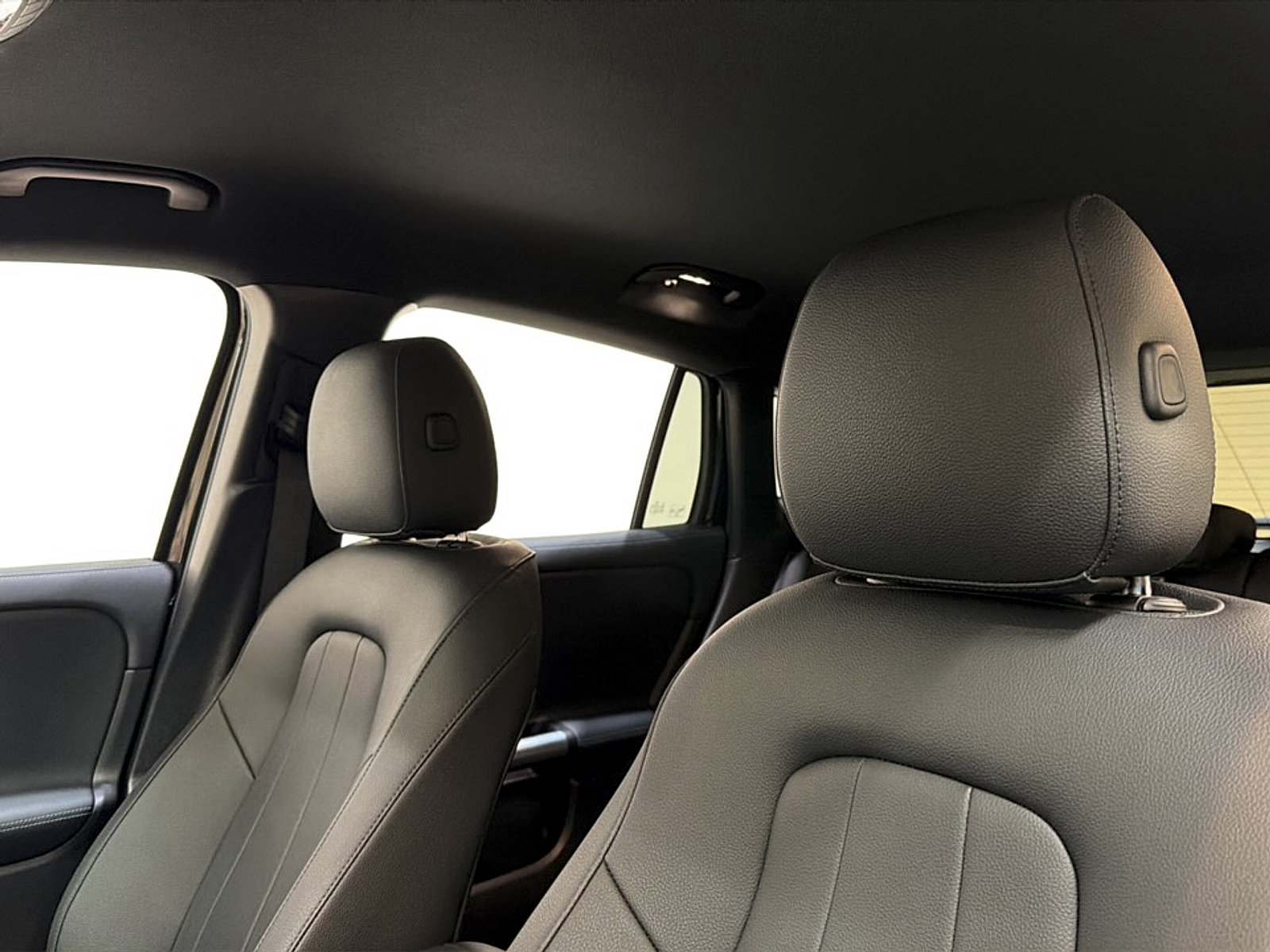 Certified 2025 Mercedes-Benz GLA 250 image 10