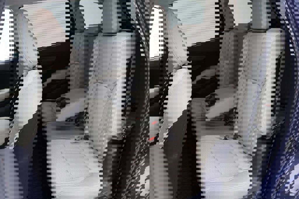 Used 2023 Subaru Ascent Premium w/ Convenience Package image 13