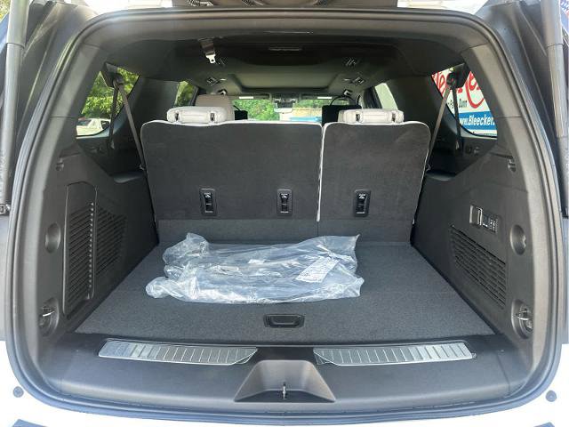 New 2025 Chevrolet Suburban Premier image 54