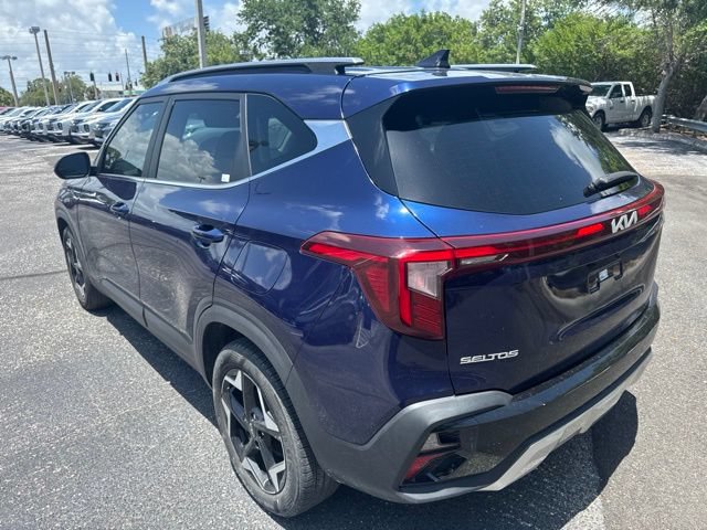 Used 2024 Kia Seltos EX FWD image 6