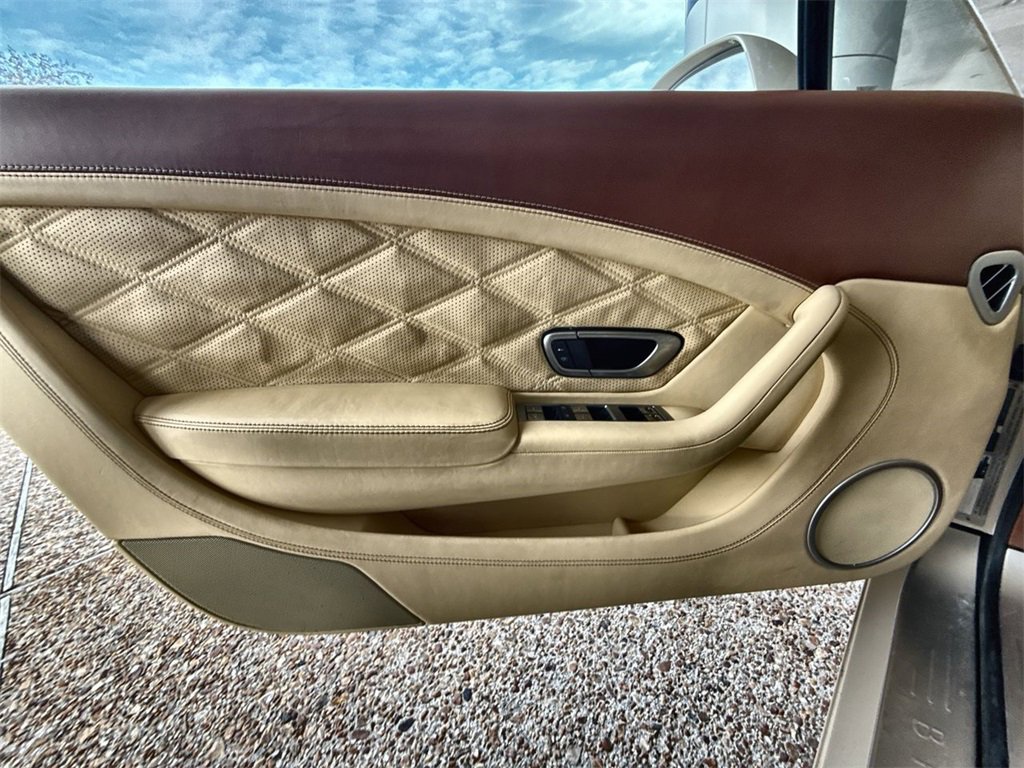 Used 2013 Bentley Continental GT image 21