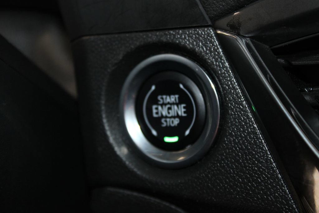 Used 2025 Buick Encore GX Preferred AWD/4WD image 44