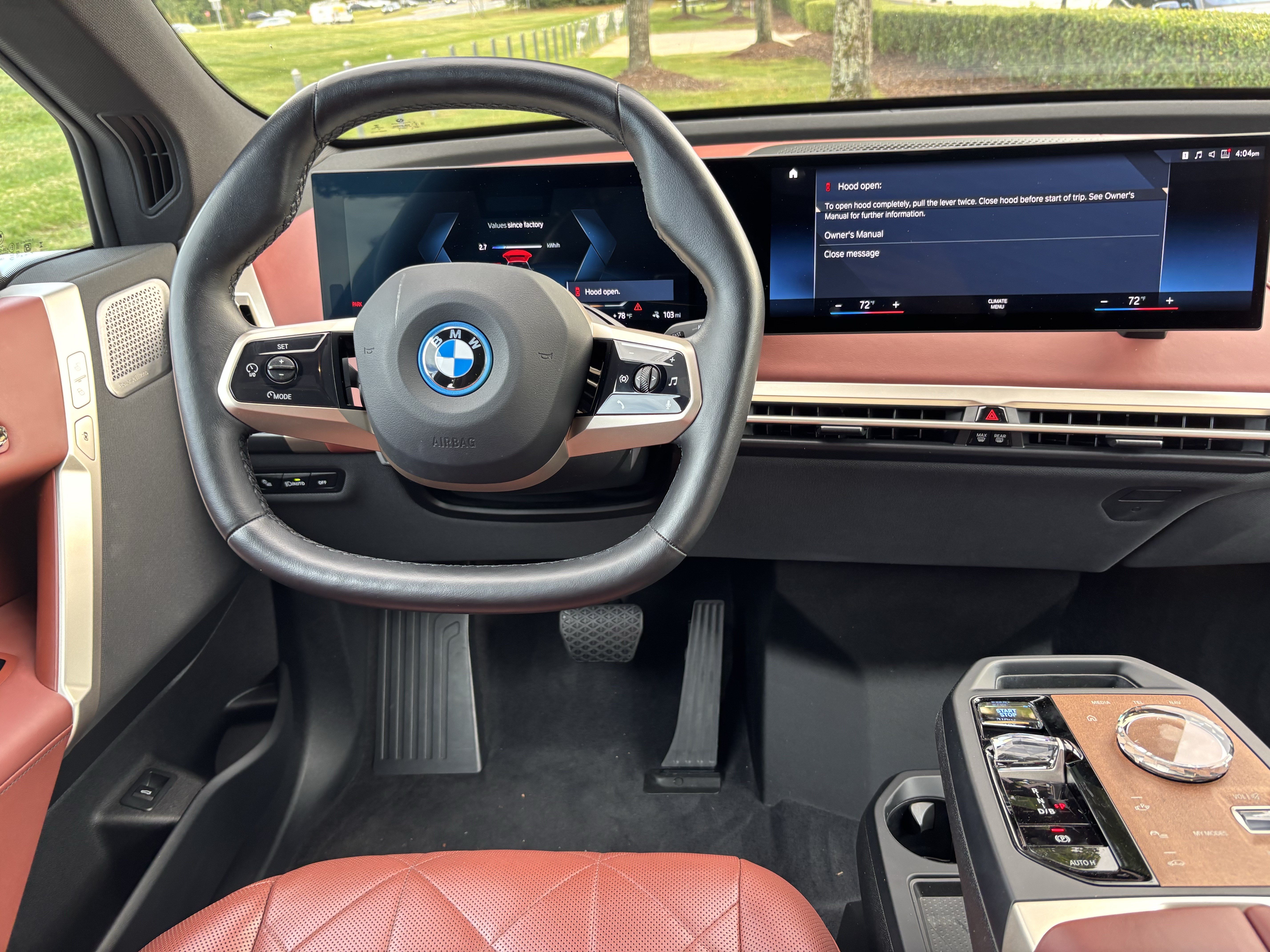 Certified 2023 BMW iX M60 w/ Executive Package AWD/4WD image 30