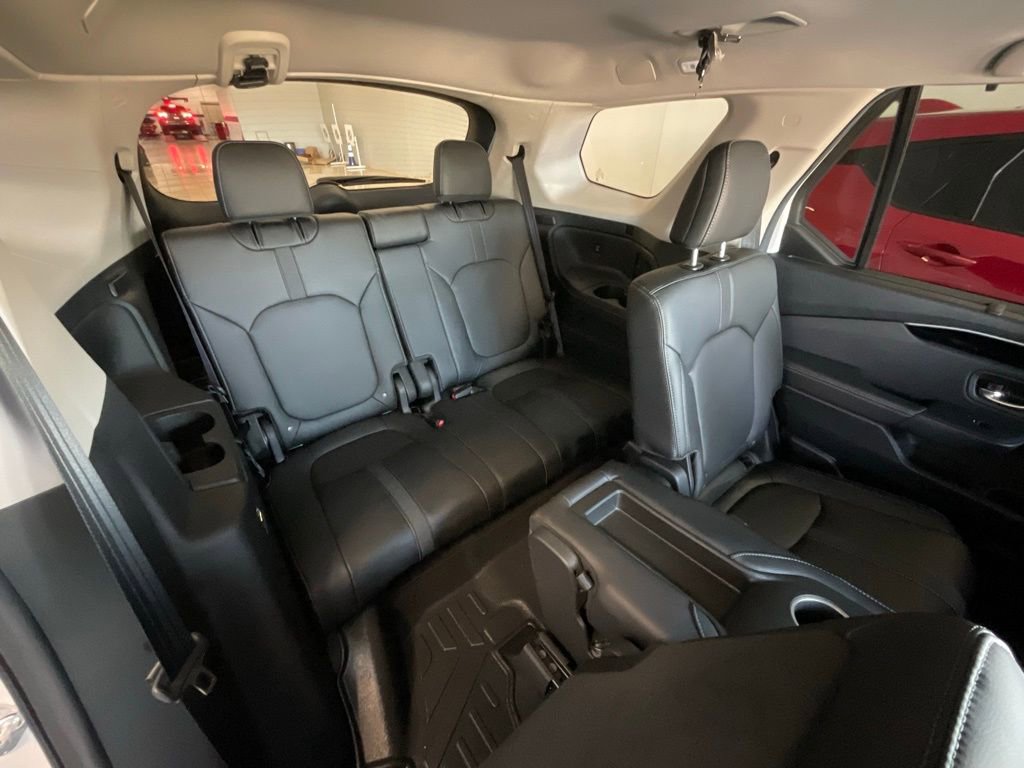 Used 2025 Honda Pilot EX-L image 22