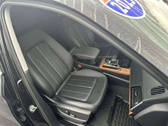 Used 2023 Audi Q5 2.0T Premium w/ Convenience Package image 27