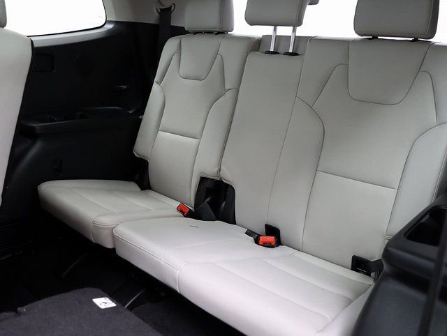 Used 2024 Kia Telluride SX image 12