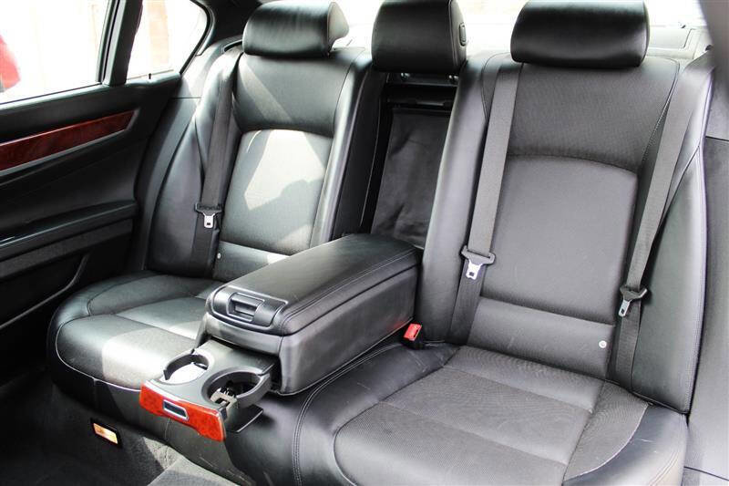 Used 2012 BMW ALPINA B7 xDrive LWB image 28