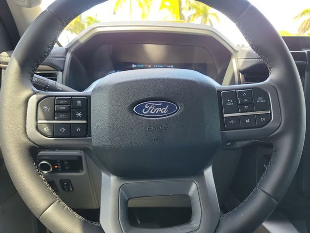 Used 2025 Ford F150 Lightning Flash AWD/4WD image 19
