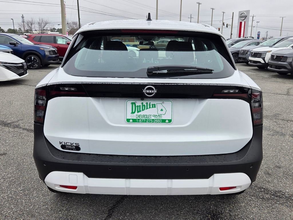 New 2026 Nissan Kicks S image 9