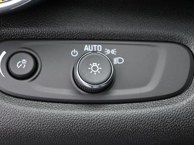 New 2026 Chevrolet Trax LT w/ Driver Confidence Package FWD image 30