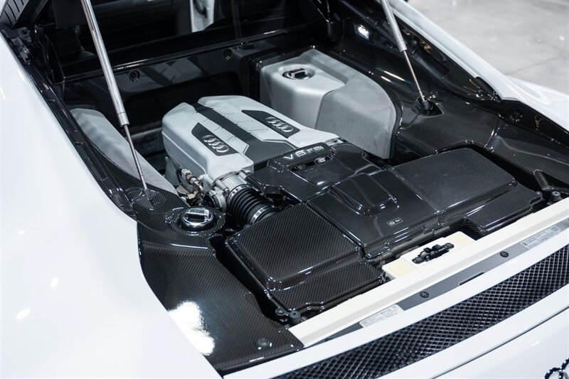 Used 2014 Audi R8 V8 AWD/4WD image 40