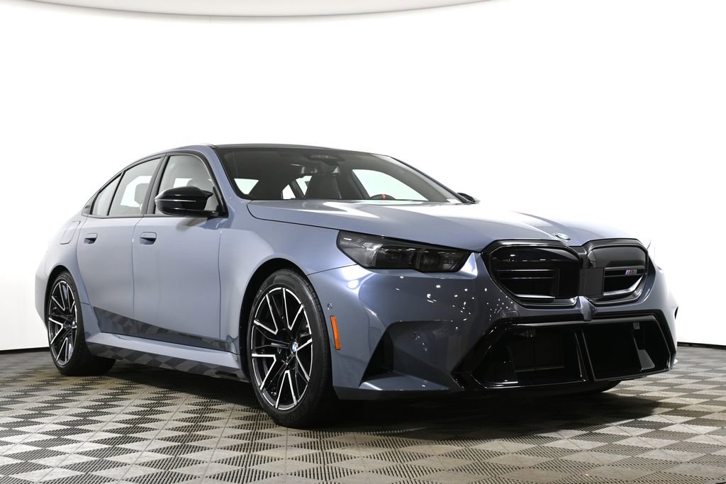 New 2026 BMW M5 w/ Executive Package AWD/4WD image 9