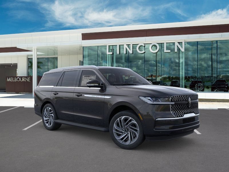 New 2026 Lincoln Navigator Premiere AWD/4WD image 7