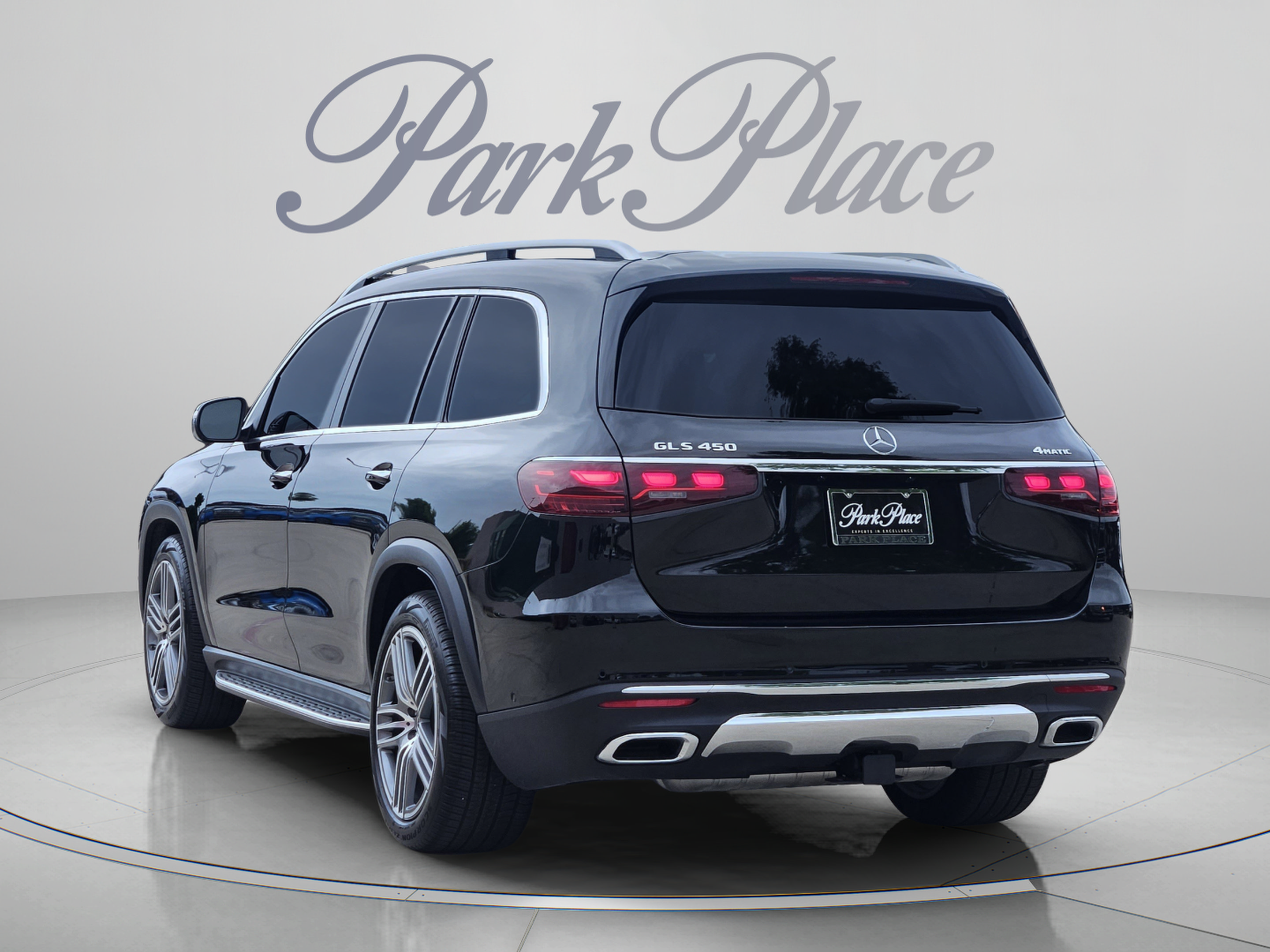 Certified 2026 Mercedes-Benz GLS 450 4MATIC image 3